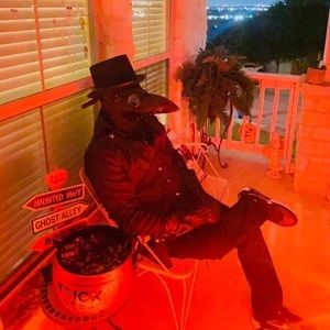 Meet your Posher, Elliot